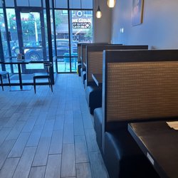 Oishii Sushi & Ramen - Clean comfortable seating