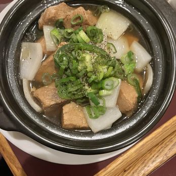 Bui Vietnamese Cuisine - Honey Marinated Pork in a Clay Pot - Vietnamese Near Me - Branford, Connecticut Bui Vietnamese Cuisine - Honey Marinated Pork in a Clay Pot - Vietnamese Near Me - Branford, Connecticut