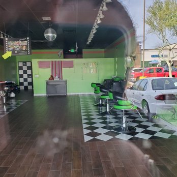 Sharkey's Cuts for Kids - Hair Salons Near Me - Mesa, Arizona Sharkey's Cuts for Kids - Hair Salons Near Me - Mesa, Arizona