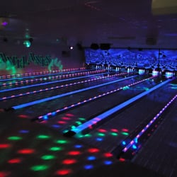 Camelanes Bowling Center