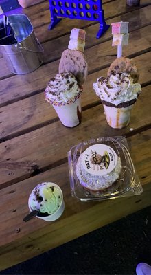 Cookies and Creme Jax Beach by null
