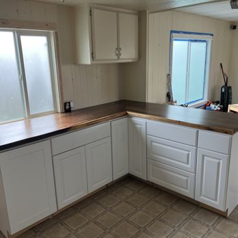 Central Coast Handyman Service - Kitchen counter top install. - Handyman Near Me