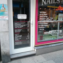Nails In The City