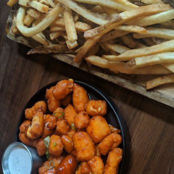 Baldamar - Cheese curds , fries, and lobster rolls - New American Near Me - Roseville, Minnesota