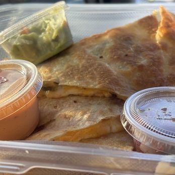 Que Vida Tacos - Quesadilla - Tacos Near Me - Yorba Linda, California Que Vida Tacos - Quesadilla - Tacos Near Me - Yorba Linda, California