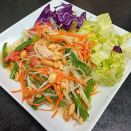 Somtum / Papaya Salad