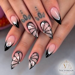 Victorian Nails