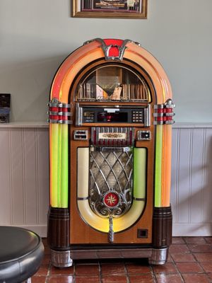 Reds Soda Fountain and Ice Cream by null
