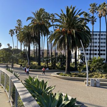 Tongva Park - Ramp to the pier - Parks Near Me - Santa Monica, California Tongva Park - Ramp to the pier - Parks Near Me - Santa Monica, California