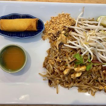 Good Day Thai Kitchen and Cafe - Thai Near Me - Los Angeles, California Good Day Thai Kitchen and Cafe - Thai Near Me - Los Angeles, California