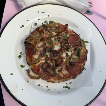 Endless Color - Mushroom + pepperoni - Pizza Near Me - Topanga, California Endless Color - Mushroom + pepperoni - Pizza Near Me - Topanga, California