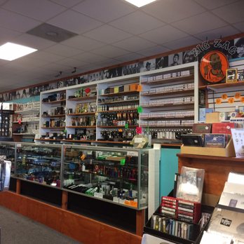 Sound Revolution - Front desk - Vinyl Records Near Me - Houston, Texas Sound Revolution - Front desk - Vinyl Records Near Me - Houston, Texas
