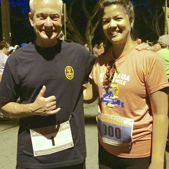 Kalakaua Avenue - Bright and early with Mayor Kirk Caldwell at the Inaugural "Kalakaua Merrie Mile"! - Souvenir Shops Near Me - Honolulu, Hawaii Kalakaua Avenue - Bright and early with Mayor Kirk Caldwell at the Inaugural "Kalakaua Merrie Mile"! - Souvenir Shops Near Me - Honolulu, Hawaii