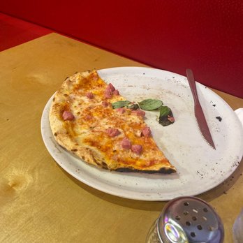 Piola - sausage pizza - Pizza Near Me - Hallandale Beach, Florida