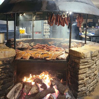 The Salt Lick BBQ - The open pit that is the main attraction! - Barbeque Near Me - Driftwood, Texas