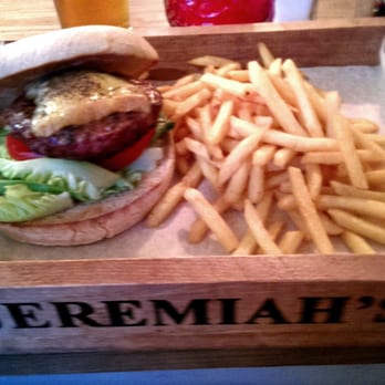 Jeremiah's Taproom - "Black N Blue" Burger (Blue stilton & Black cracked pepper) - Pubs Near Me - Edinburgh, EDH