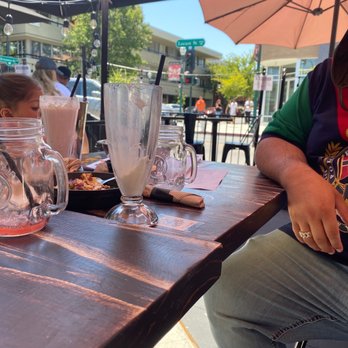 Broderick - Burgers Near Me - Walnut Creek, California
