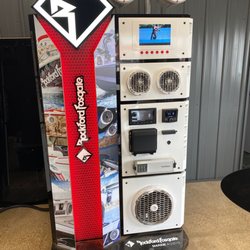 Mr. Tunes - Sweet Rockford Fosgate stuff for the boat.