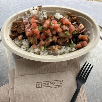 Chipotle Mexican Grill - Chicken bowl with black beans and salsa. - Mexican Near Me - Camby, Indiana