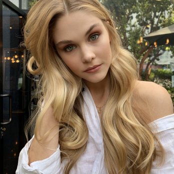The Edit - Makeup and Blowout/Style - Hair Salons Near Me - Los Angeles, California The Edit - Makeup and Blowout/Style - Hair Salons Near Me - Los Angeles, California