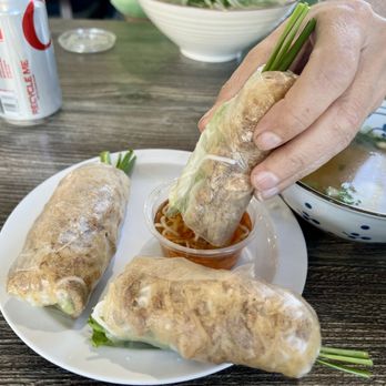 Saigonese Kitchen - Bi Springrolls - Vietnamese Near Me - El Monte, California