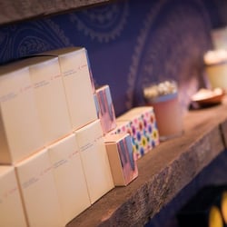 High St - Redflower candles