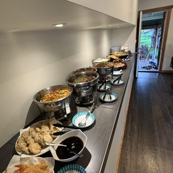 Natsunoya Tea House - Buffet Menu B: Shrimp & Vegetable Tempura and Steamed Fish - Sushi Bars Near Me - Honolulu, Hawaii
