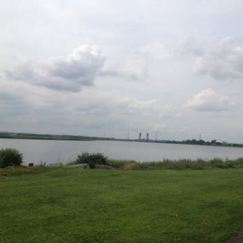 Laurel Hill Park - Beautiful views - Parks Near Me - Secaucus, New Jersey