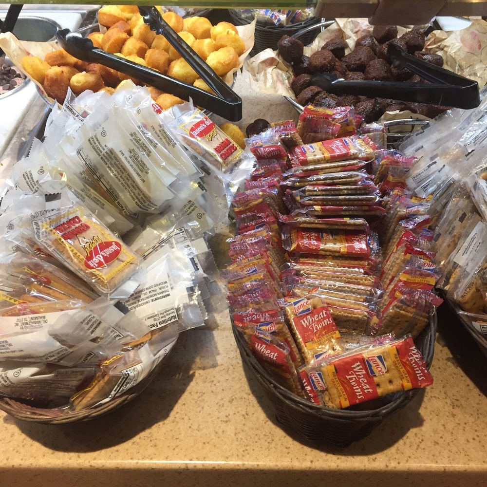 Jason's Deli - Gingerbread muffins are the bomb! - Delis Near Me - Webster, Texas