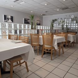 Le Bambou - Interior -- Dining Room