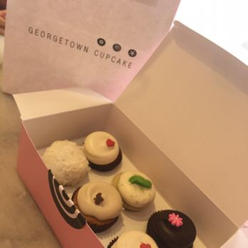 Georgetown Cupcake - Cupcakes Near Me - Washington, DC, District of Columbia