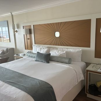 La Mer Beachfront Resort - Hotels Near Me - Cape May, New Jersey La Mer Beachfront Resort - Hotels Near Me - Cape May, New Jersey