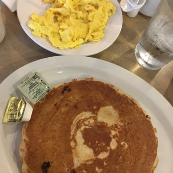Kristof's Kafe - Multigrain pancake - American Near Me - Davie, Florida