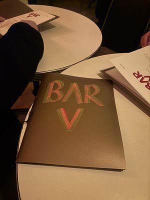 BAR V by null