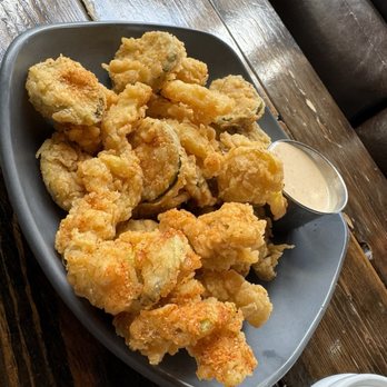 Ellison Brewery & Spirits - Fried pickles and peppers - Breweries Near Me - East Lansing, Michigan