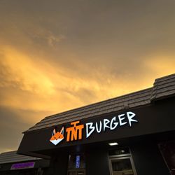 Tnt burger