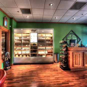 Harbor Cigars - Davidoff Display - Tobacco Shops Near Me - Destin, Florida Harbor Cigars - Davidoff Display - Tobacco Shops Near Me - Destin, Florida