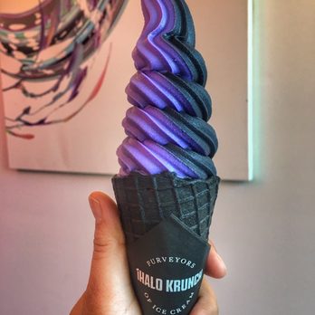 iHalo Krunch - Ice Cream & Frozen Yogurt Near Me - Toronto, Ontario iHalo Krunch - Ice Cream & Frozen Yogurt Near Me - Toronto, Ontario