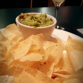 Eloise - Granny Smith Guac. Exactly what it sounds like.. but it works. - Cafes Near Me - El Paso, Texas