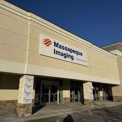 Massapequa Imaging - Main entrance