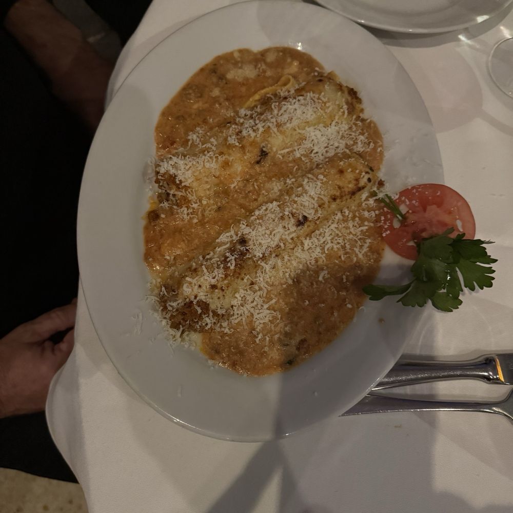 Il Gabbiano - Italian Near Me - Miami, Florida