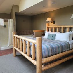 Whaleback Inn