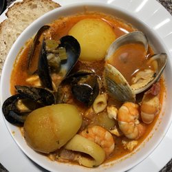 Coral Sea Fish Market - Red snapper, mussels, clams, squid and shrimp