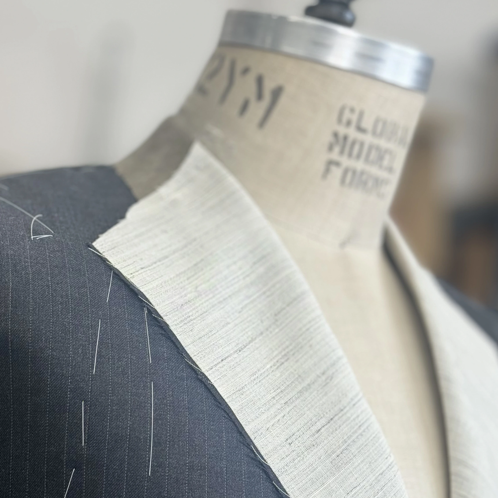 Montalvo Custom Tailors Logo