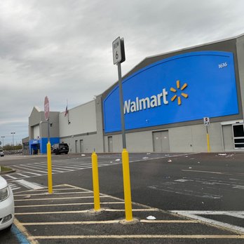 Walmart Supercenter - Entrance - Grocery Near Me - La Place, Louisiana Walmart Supercenter - Entrance - Grocery Near Me - La Place, Louisiana