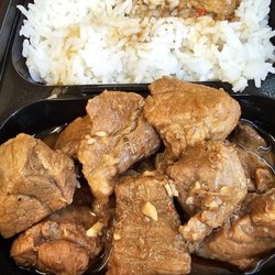Maynila Filipino Cuisine - Pork Adobo and Rice