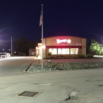 Wendy's - Building. - Burgers Near Me - Ashland, Ohio