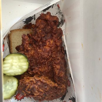 Howlin' Ray's - Medium style quarter chicken - Southern Near Me - Los Angeles, California