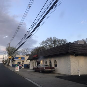 The Red Cadillac - Outside view - Mexican Near Me - Union, New Jersey