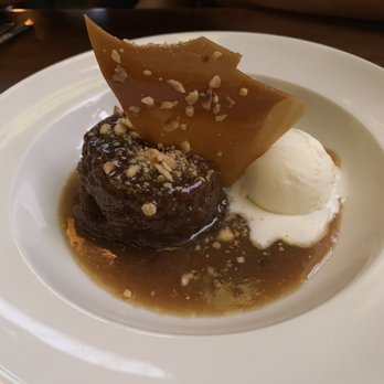 Maison Selby - Sticky toffew pudding - French Near Me - Toronto, Ontario Maison Selby - Sticky toffew pudding - French Near Me - Toronto, Ontario